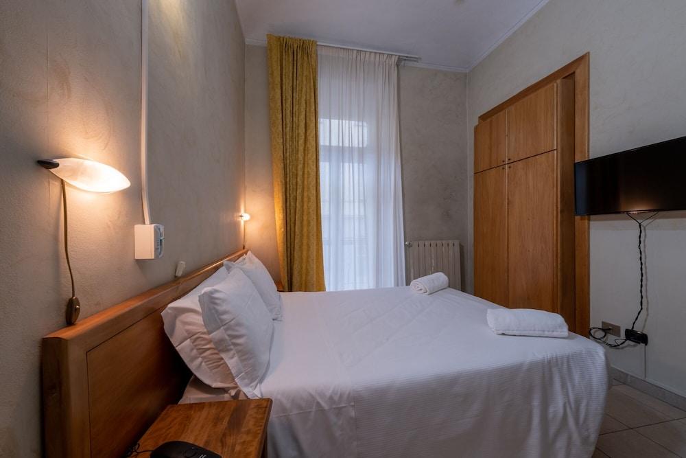 Hotel Montevecchio Торино Екстериор снимка