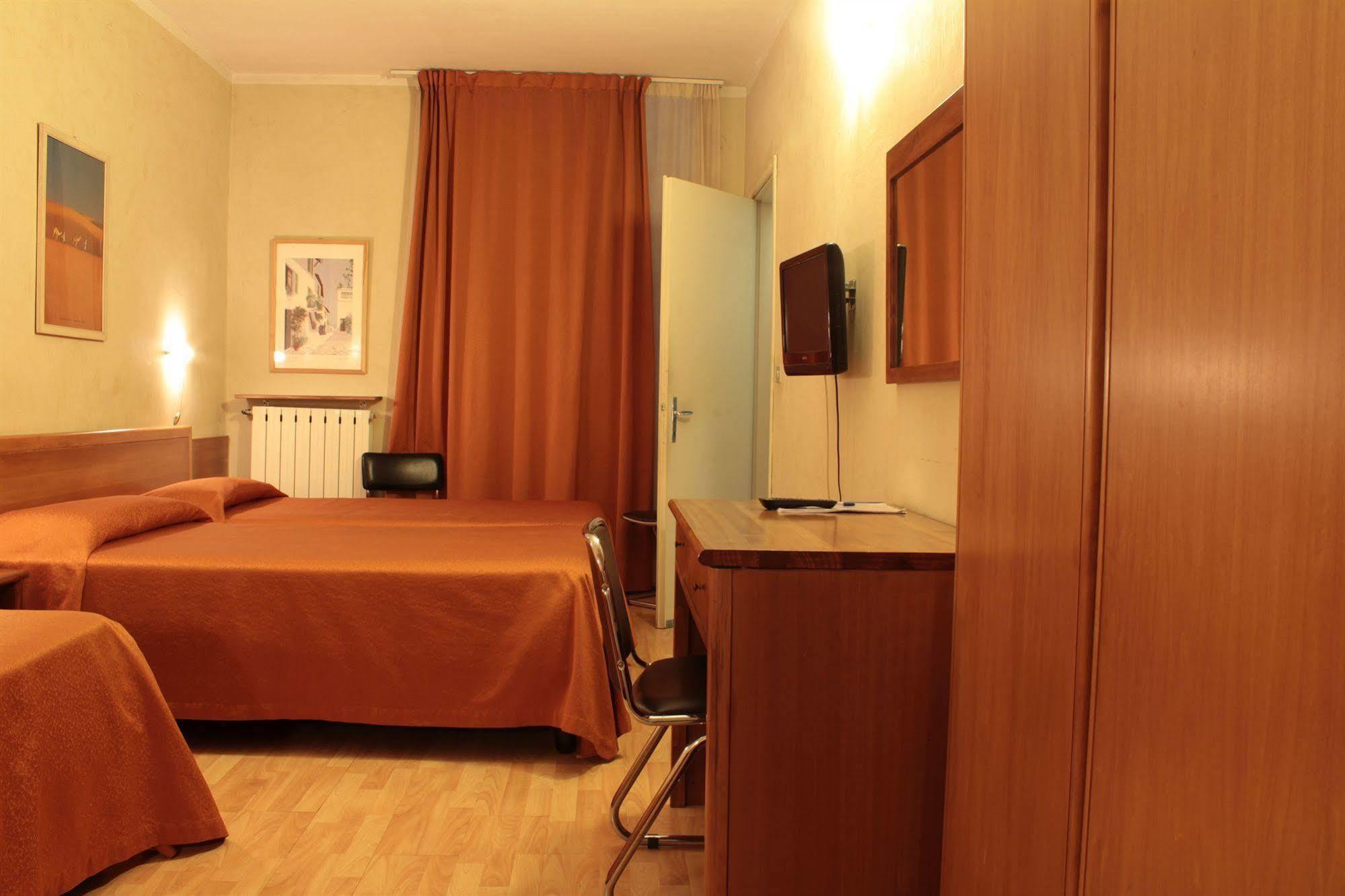 Hotel Montevecchio Торино Екстериор снимка